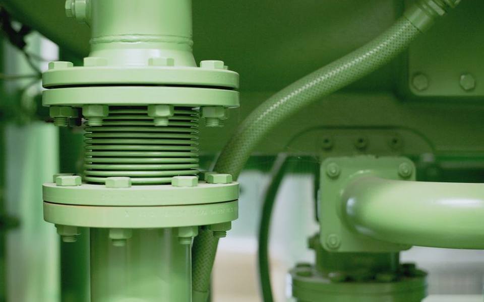 Ducted versus ductless range ventilation systems
