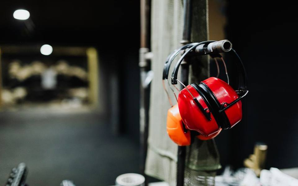 Selecting hearing protection for shooting ranges and training bays
